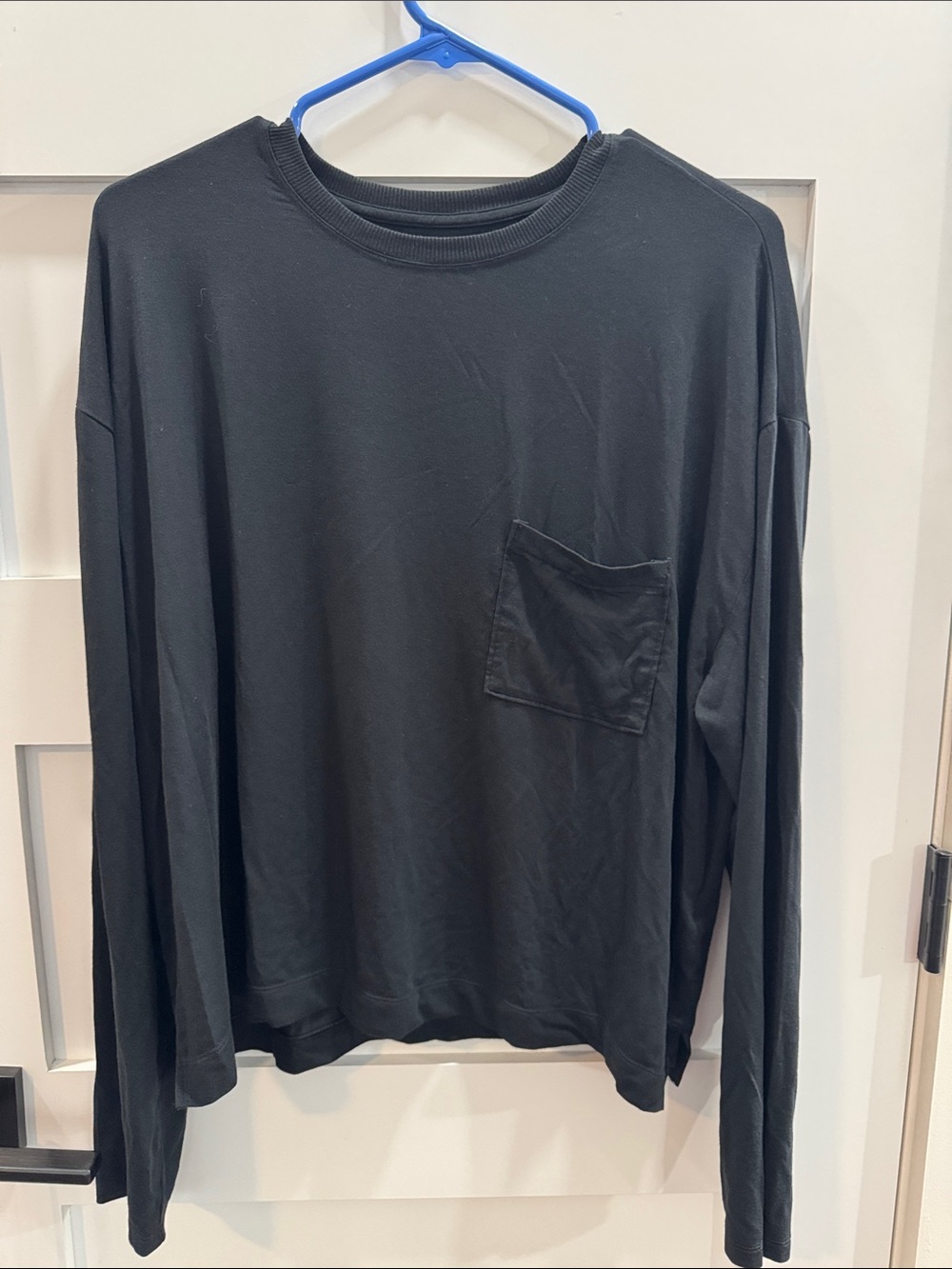 NWT XL Women’s American Eagle Soft & Sexy Long sleeve pocket tee